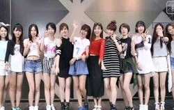 小姐姐唱的单身情歌曲,小姐姐演绎的单身情歌魅力