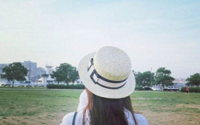 人像背影图片女生,青春印记——女生背影写真集