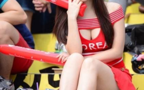 日韩美女裸体视频